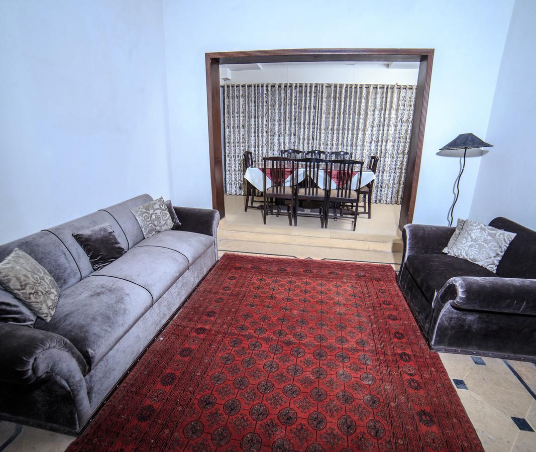 Shelton Hotel Rawalpindi Exteriör bild